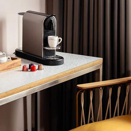 Otel Mama Shelter 4*