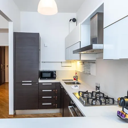 Wishlist Old Residences - Hastalska Praag