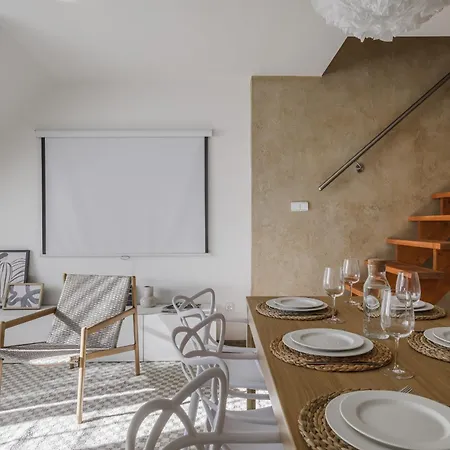 Spacious 4-story With Sauna & Garden Prague