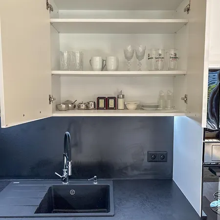 New Apartment, Close Center, Free Parking Prague