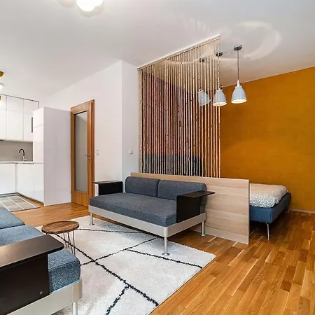 Appartement Spacious With Free Parking *