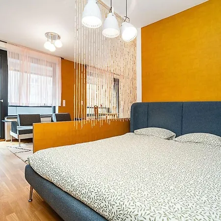 Spacious With Free Parking Appartement