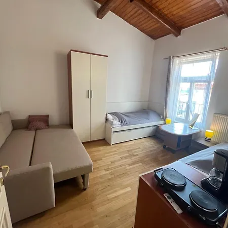 The Moon Apartment, Old Town Prague