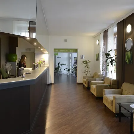 Hotel Esprit 3*