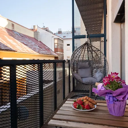 Apartment Near Center Family Loft-apartments