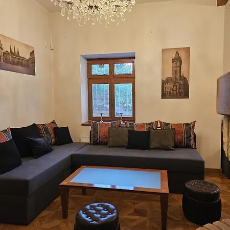 Villa - Wellness, Pool, Jacuzzi, Sauna, Garden, Terraces Prague