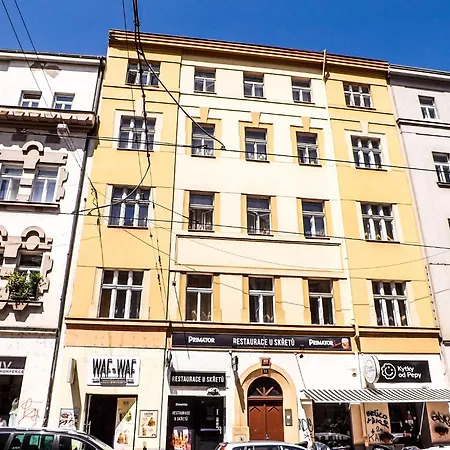 Budget E2 * Prague
