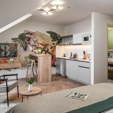Aparthotel The Botanist 4*