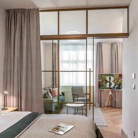 The Botanist Aparthotel 4*