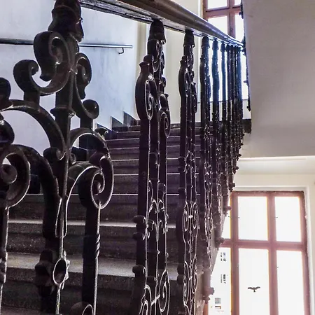 Homestay Lounge G2 *