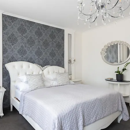 Hotel Wellness & Boutique Pod Lipkami Praga