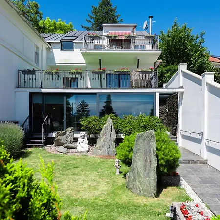 Отель Wellness & Boutique Pod Lipkami 4*