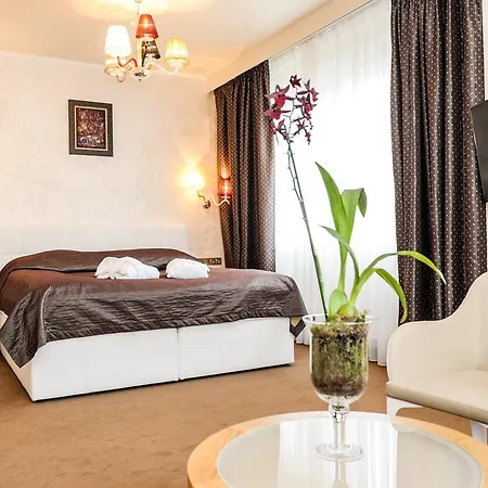 Myo Mysterius 4* Praga