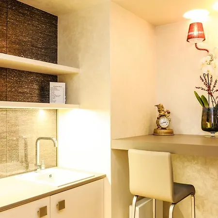 Myo Mysterius 4* Praga