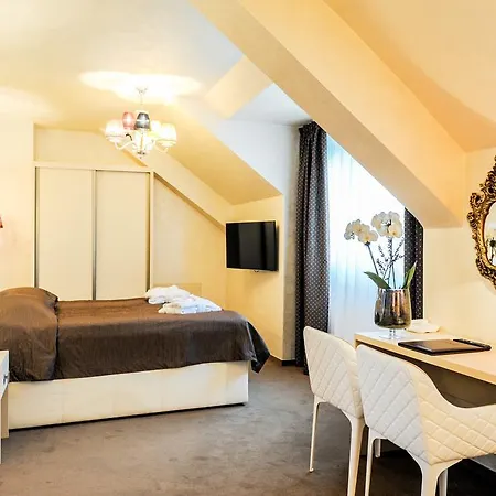 Myo Mysterius 4* Praga