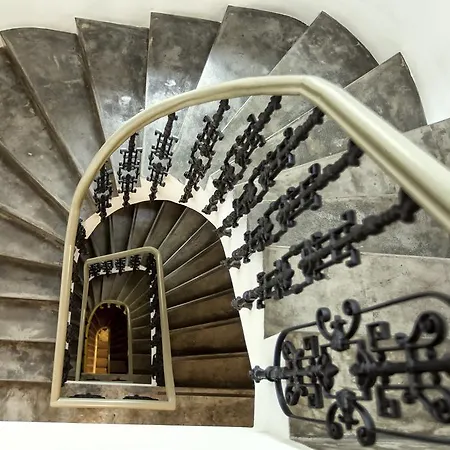 Miss Sophie's New Town & Wellness Praga