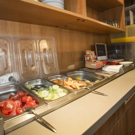 Novomestsky Hotel 3*