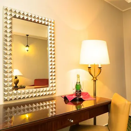 Hotel Mira 3*
