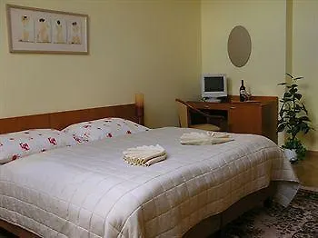 Na Smetance Aparthouse Hotel 3*