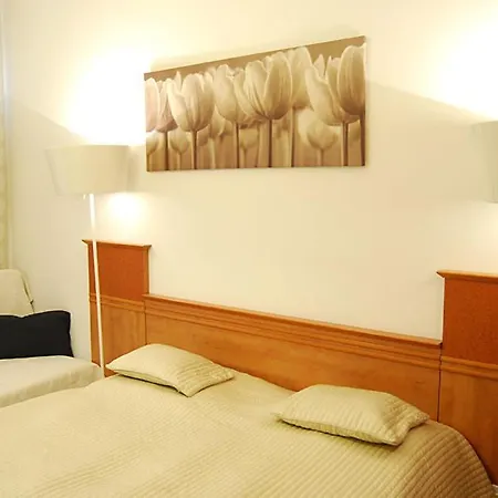 Hostel Free Zone *