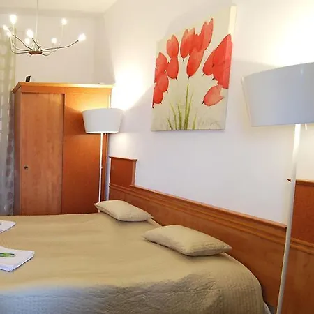 Free Zone Hostel Prague