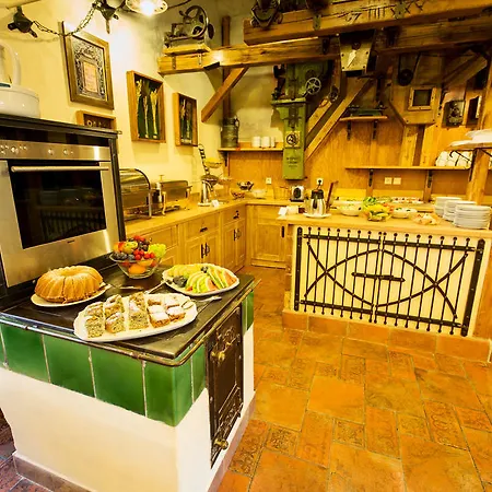 Selsky Dvur - Bohemian Village Courtyard 4* Prague