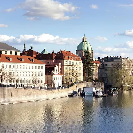 Four Seasons Hotel Prague