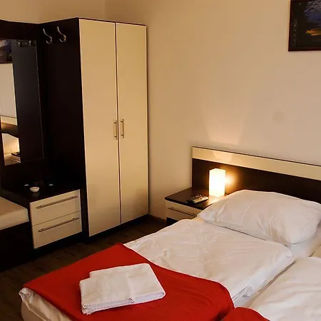 Hotel Vysta 3*