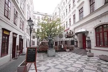 Jungmann Prague