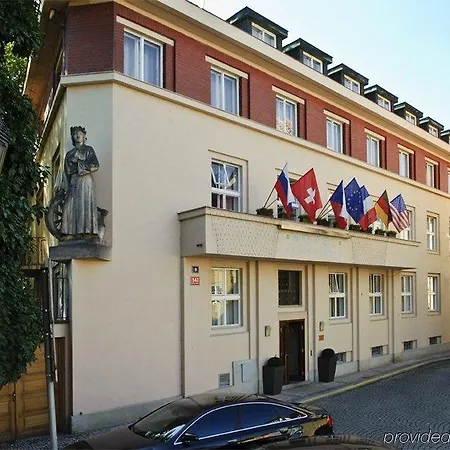 Pytloun Kampa Garden Hotel 4*