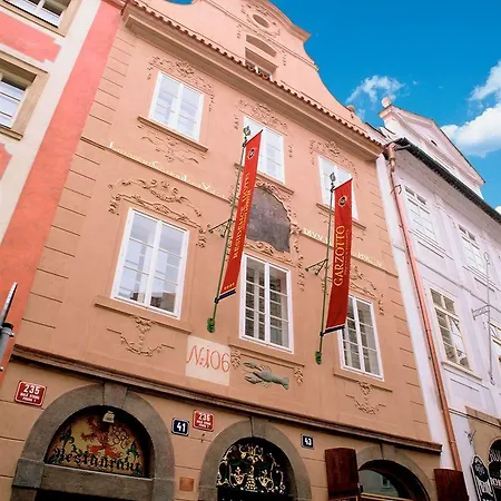 Aparthotel Bijou De