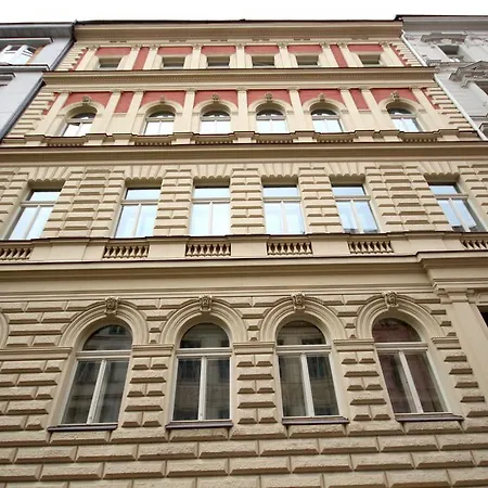 Halkova Studio *