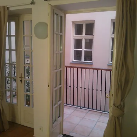Apartment Vlasska Prague