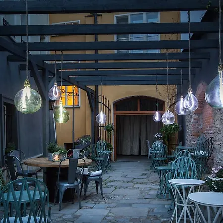 Cathedral Aparthotel