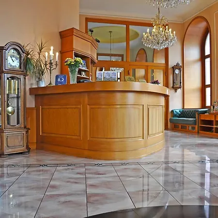 Opera Hotel 4*