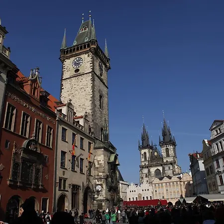 Old Town Tyn Apartment