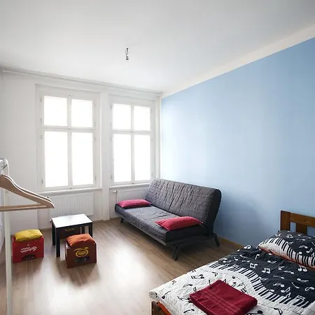 Comfortable Vlkova * Praga