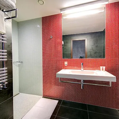 Hotel Restaurant Darwin 4*