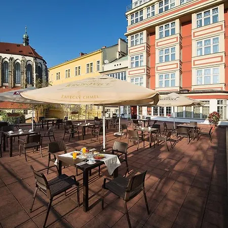 Hotel Ea Julis