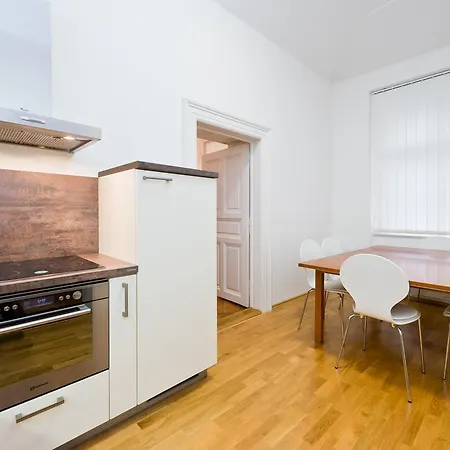 Modern Ve Smeckach 7 Apartment *