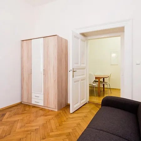 Apartment Modern Ve Smeckach 7