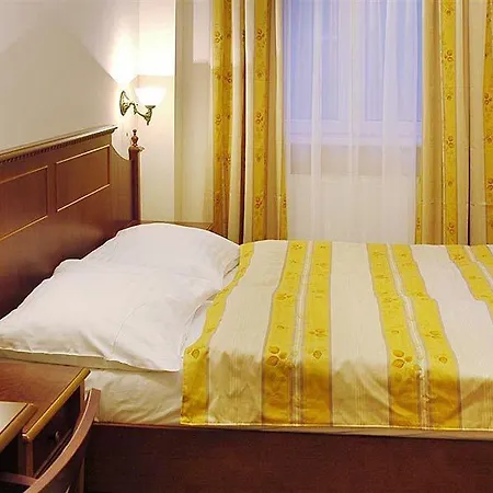 Vysehrad Hotel Praga