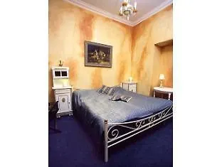 Bohemia Plaza Hotel 4*