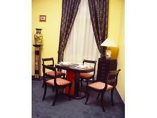 Bohemia Plaza Hotel