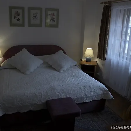 Hotel U 3 Pstrosu