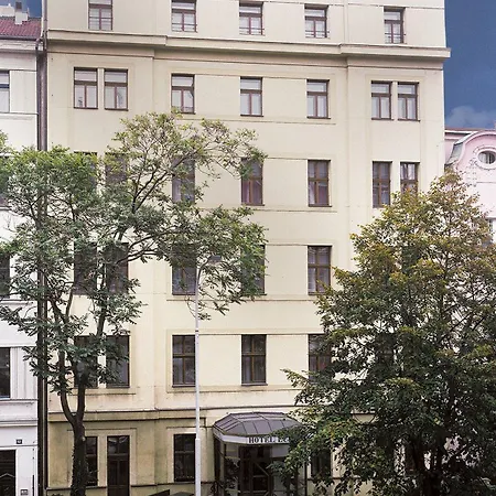 Lunik 3* Praga