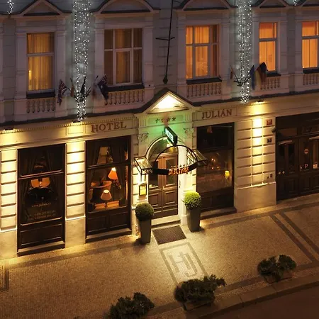 Hotel Julian 4*