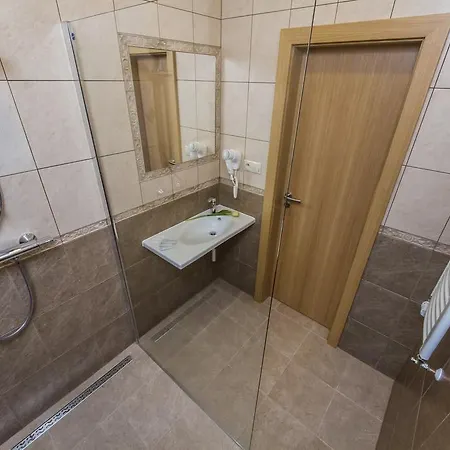 Lublanka Hotel Prague