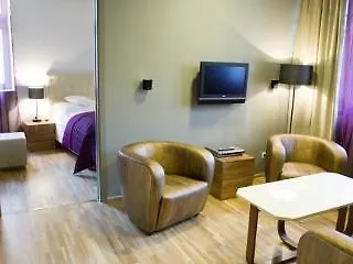 The Icon & Lounge Hotel 4*