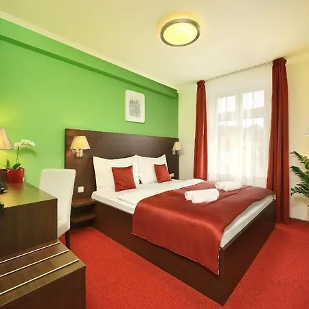 Martin 4* Prague